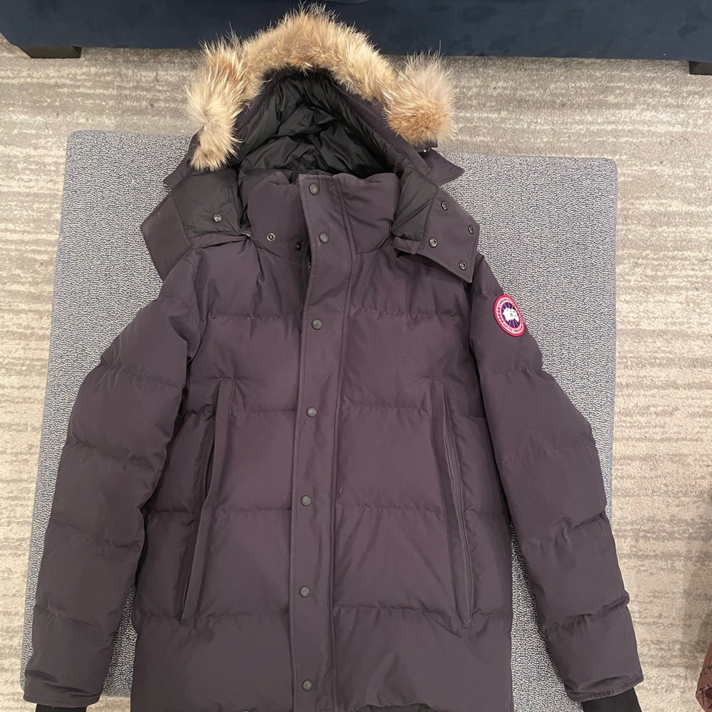 Canada Goose Men Wyndham Parka 3808M Color Navy Size Large